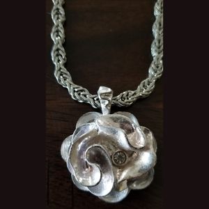 Silver necklace with pendant